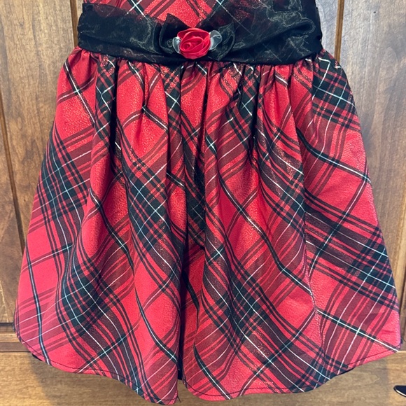 Red Plaid Sleeveless Dress with Black Bow - Picture 3 of 6